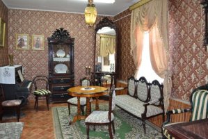 Интерьер жилой комнаты 19 века
