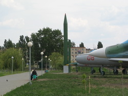 Ракета в музее под открытым небом в Камышине