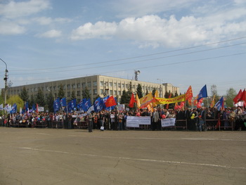 Мтинг 1 мая по инициативе профсоюзов и политичнских партий в Камышине