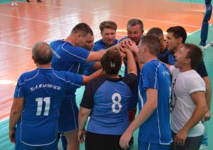 Команда администрации Камышина – победители областного турнира по волейболу