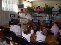 В городской детской библиотеке презентовали книгу Алексея Иванова   «Старое и новое кино Камышина»