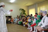 Воспитанников Камышинского детского дома поздравили с новогодними праздниками