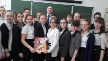 Школьники Камышина написали диктант Главы города