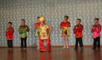 выступление воспитанников Камышинского социально-реабилитационного центра для несовершеннолетних