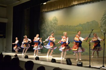 образцовый хореографический коллектив "Театр танца и души" молдавский танец