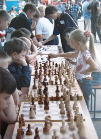 На ежегодных городских соревнованиях по шахматам