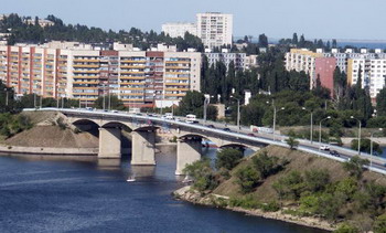 Бородинский мост через реку Камышинка