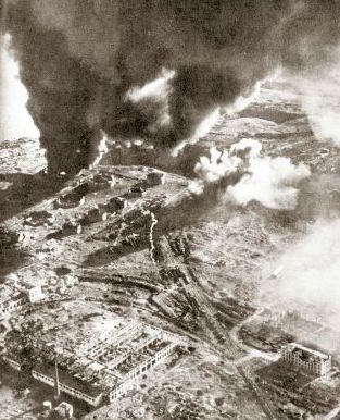Разбомбленный Сталинград 23 августа 1942 года