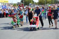 Конкурс детских колясок «Арбузные малыши»