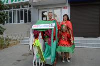 Семья Каргатан стала победителем в конкурсе детских колясок «Арбузные малыши»  