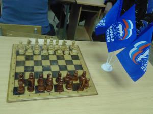 В Камышине в честь празднования 14-летия Всероссийской политической партии «ЕДИНАЯ РОССИЯ» прошел турнир по шахматам среди ветеранов