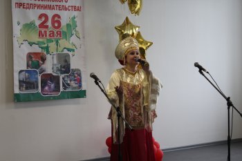Выступление солистки ДК "Текстильщик"