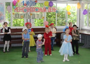 Глава города поздравил воспитанников Камышинского социально-реабилитационного центра с Днем защиты детей