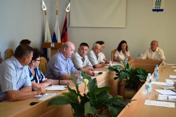 В Администрации городского округа подвели итоги конкурса на создание гимна Камышина
