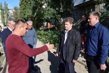 Глава Администрации Станислав Зинченко проинспектировал ход капитального ремонта жилфонда городского округа